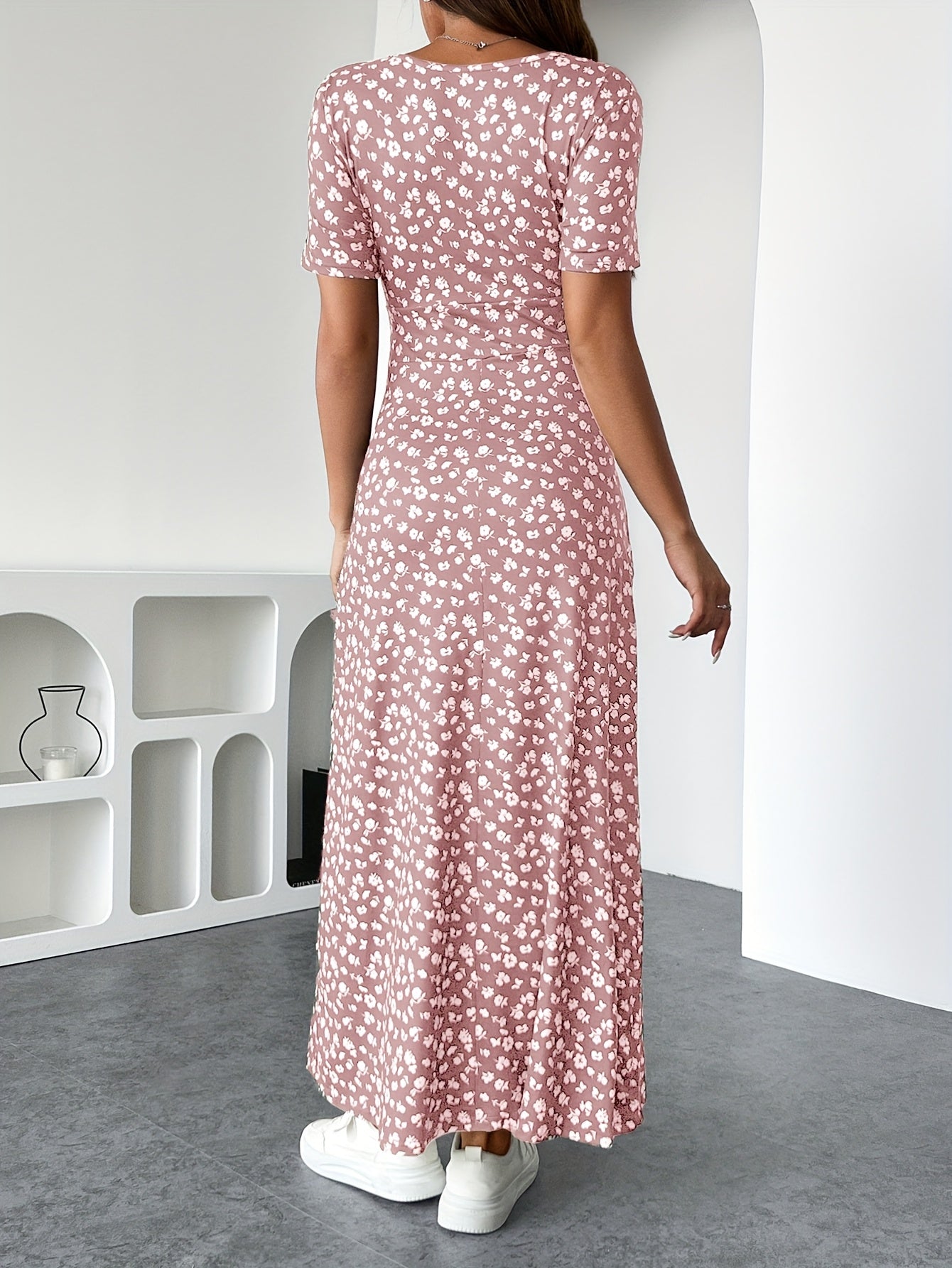 Rosalie | Floral V-Neck Summer Dress