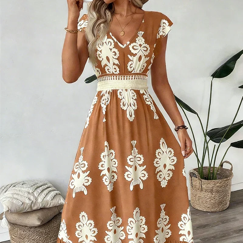 Canda | Flattering Elegant Maxi Dress